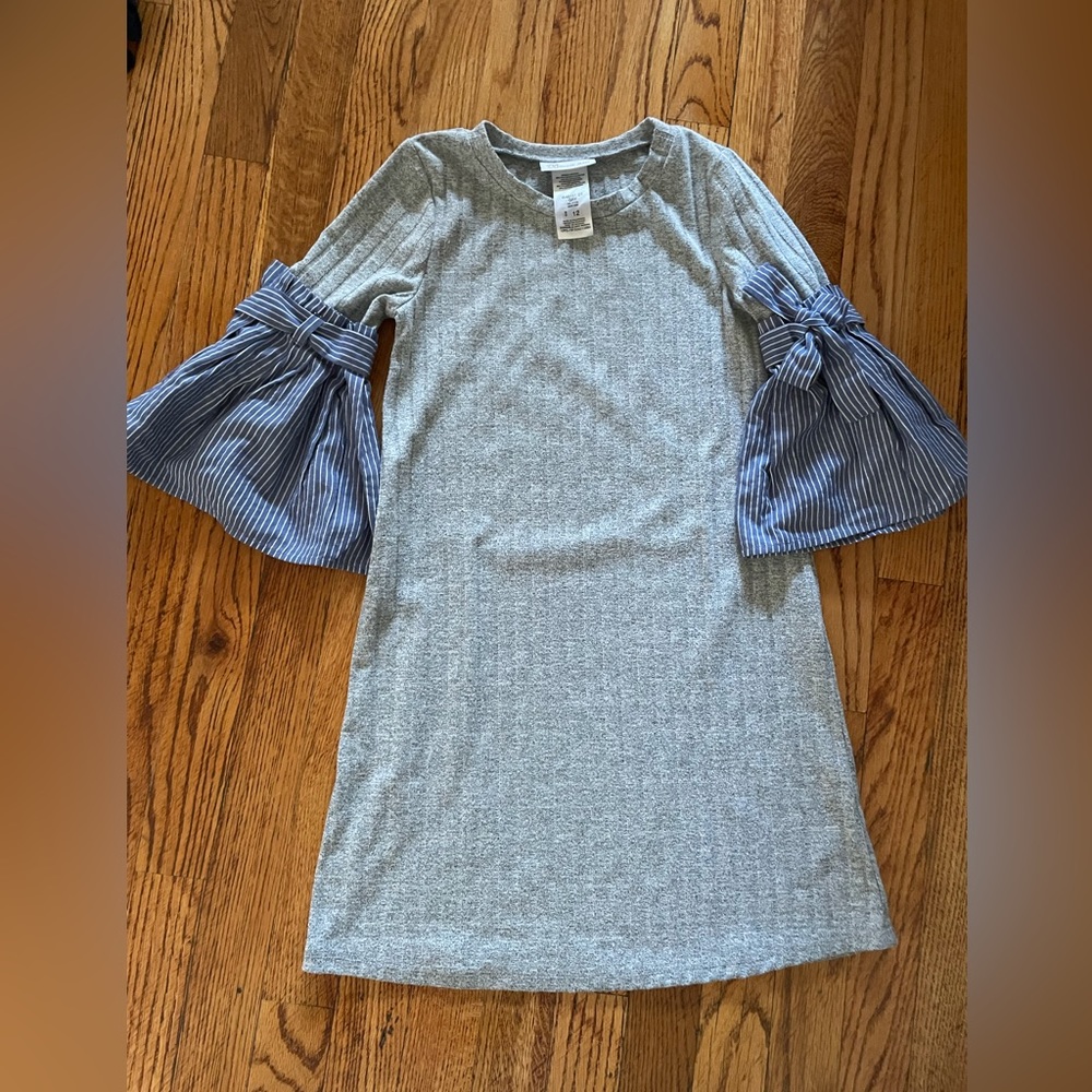 Beautiful Bonnie Jean sweater dress with sleeve detail girls size 12